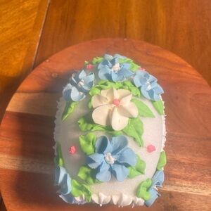 Handcrafted Panoramic Peekaboo Egg # 18